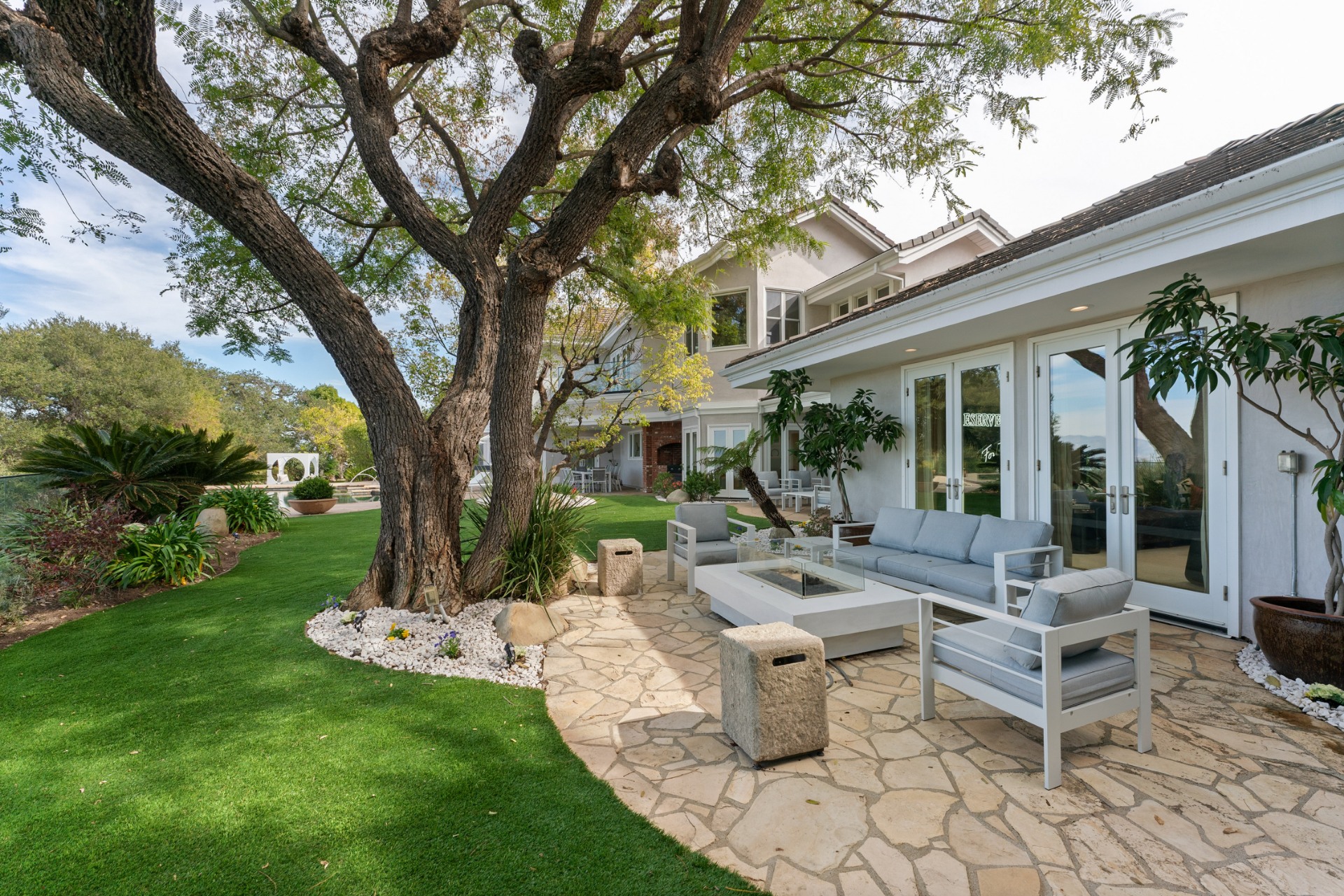 Stone Oak Estate