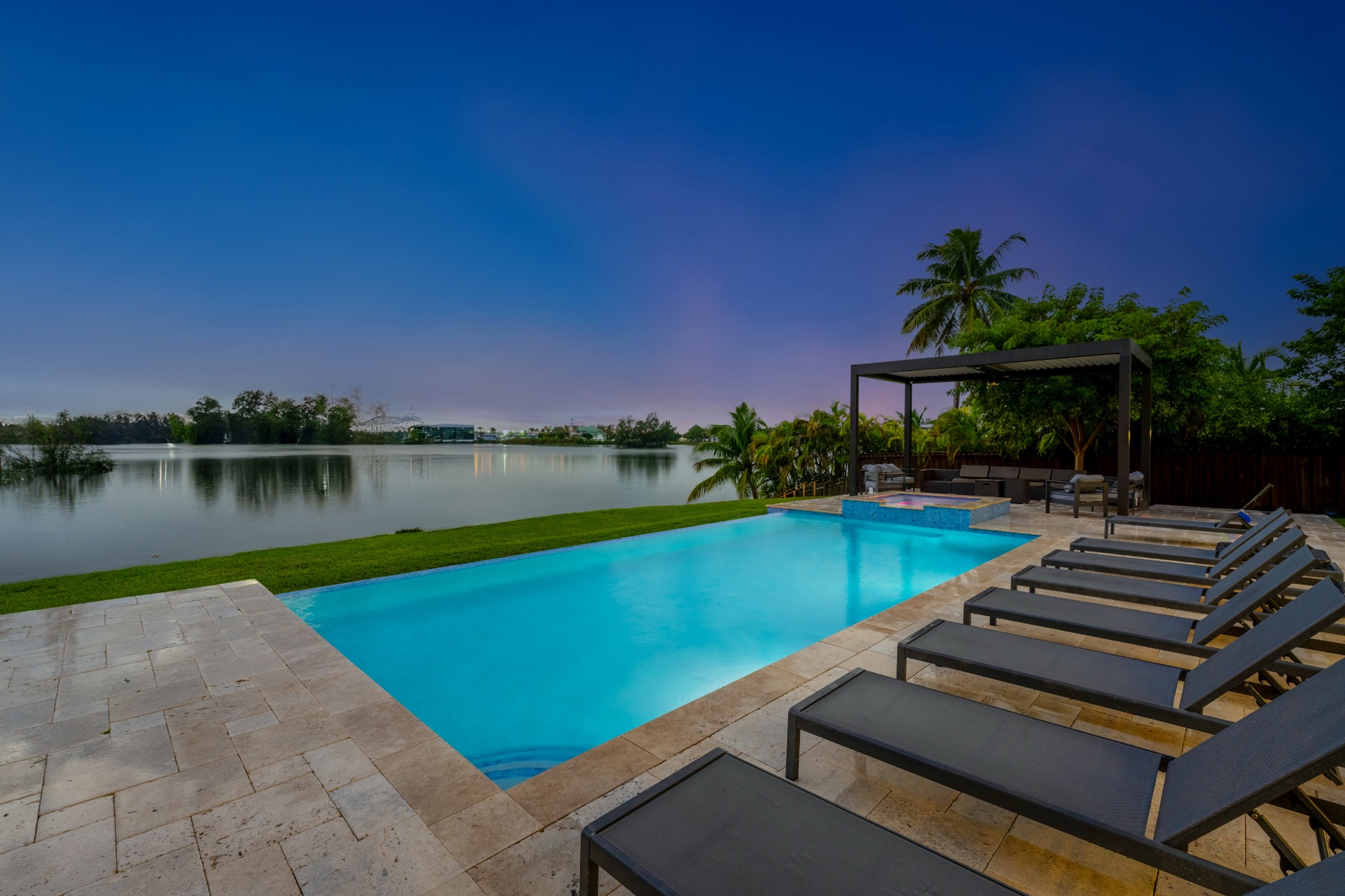 Villa Lago