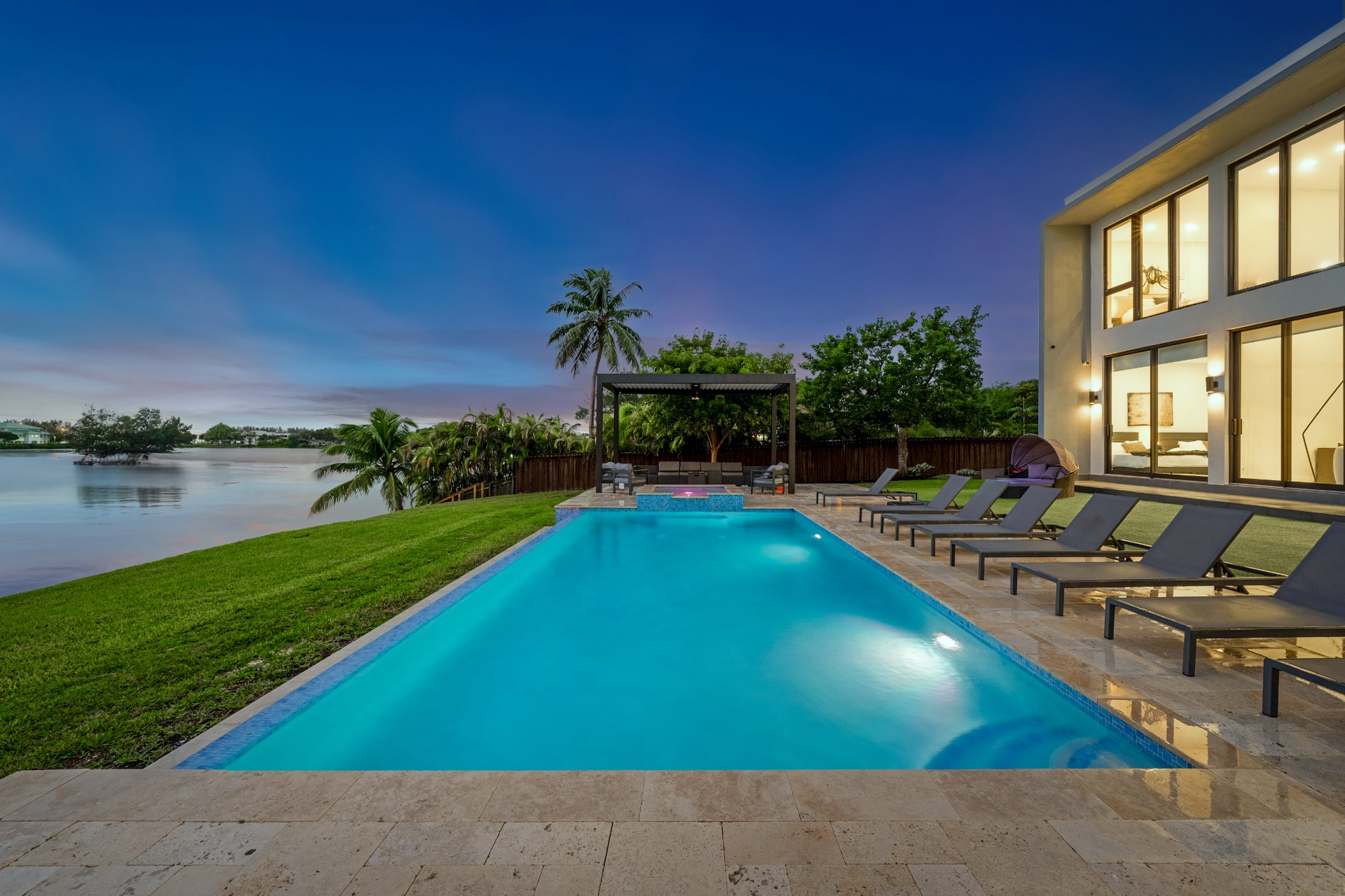 Villa Lago