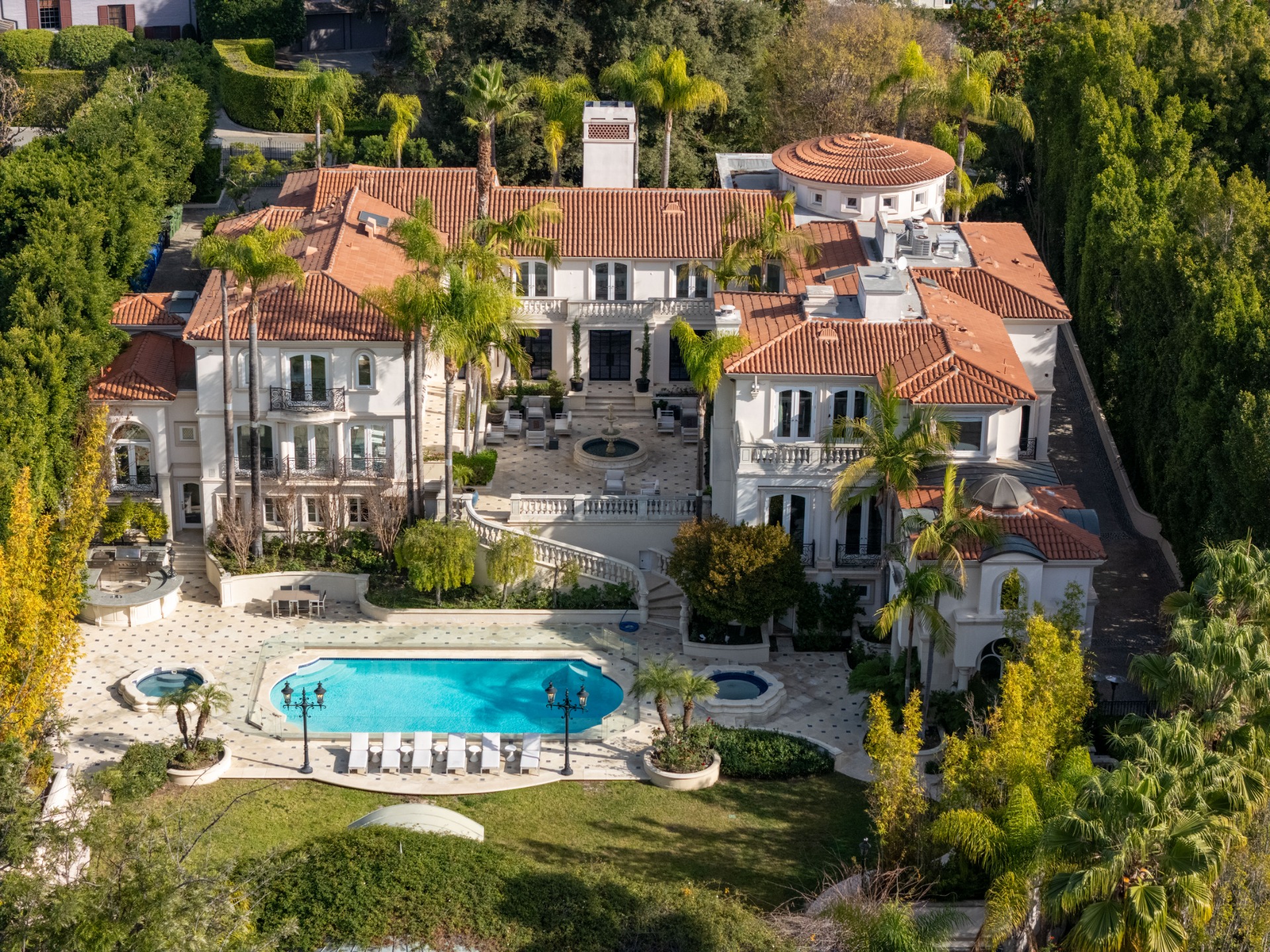 Villa Rentals Image