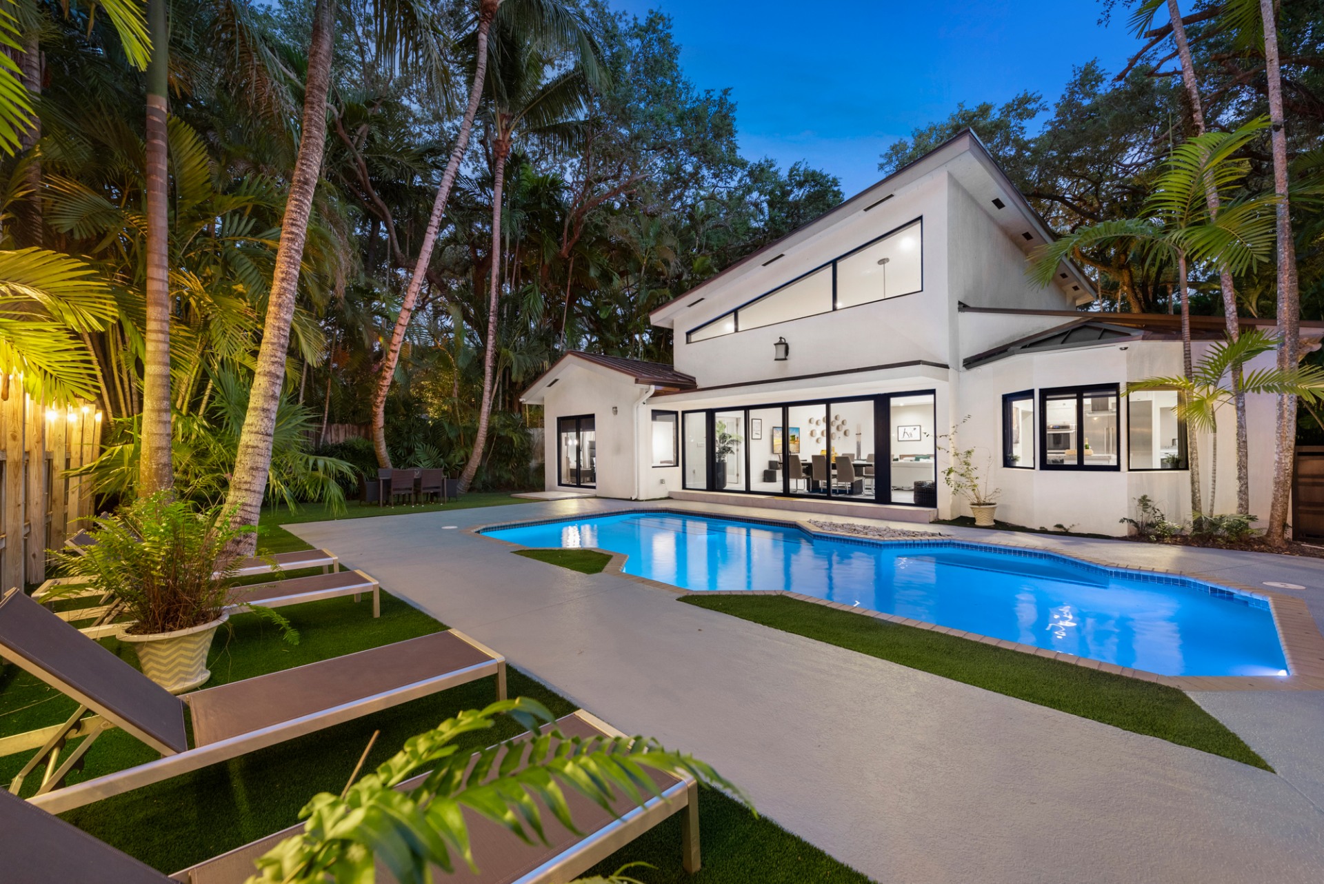 Villa Rentals Image